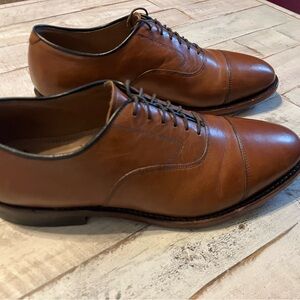 Johnston & Murphy Classic Brown Men's Dress Shoes